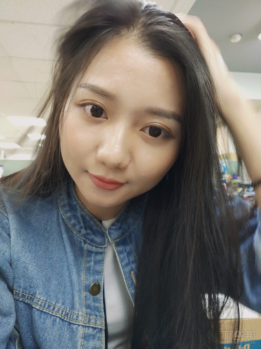 美圖 T9 簡單動手玩，不只美顏還能全身美型