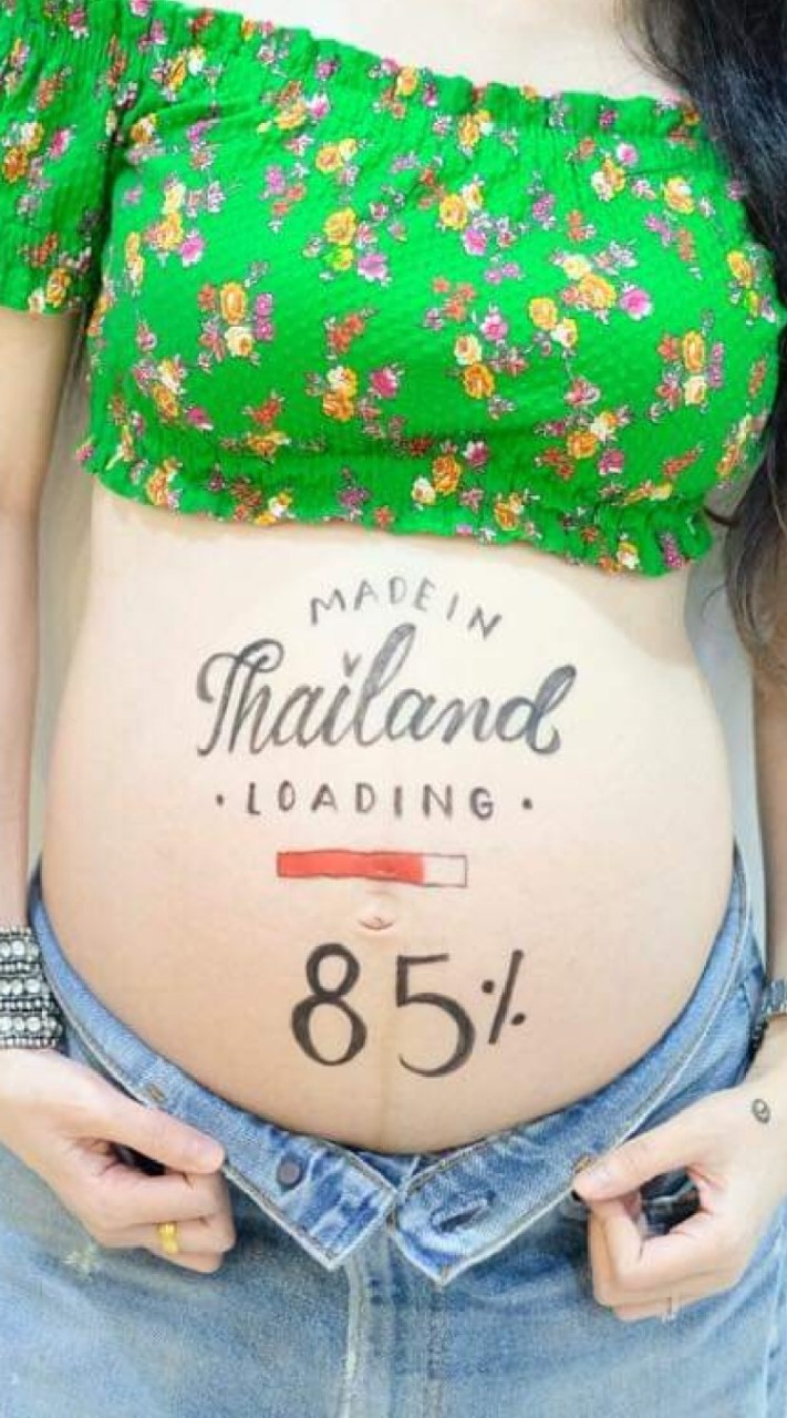 คุณแม่ท้องแตกลาย