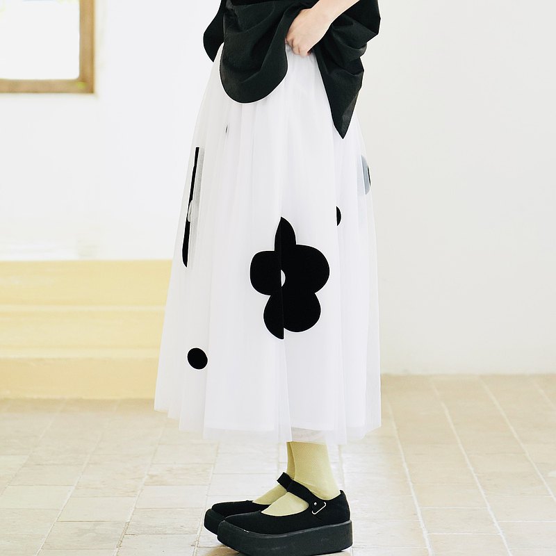 大花朵白色紗裙 / 半身裙 裙子