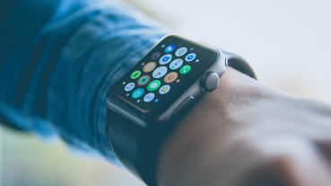 Apple Watch再升級！Series 5多款錶帶任君選～蘋果推出維修召回方案，舊款螢幕破裂免驚！