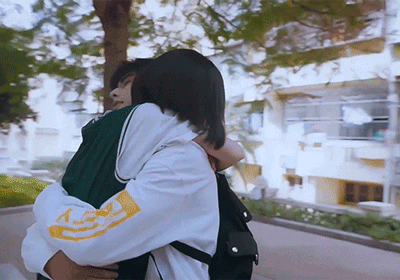 《以家人之名》尖尖&凌霄的爆甜名場面2：無尾熊抱上樓