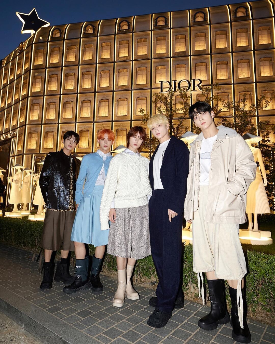 HYBE旗下藝人時尚資源盤點，防彈、NewJeans人手一個代言，這團又是全員LV品牌大使！