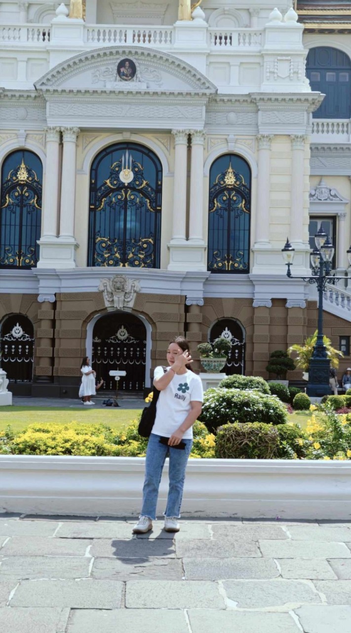 สุขใส สดใส