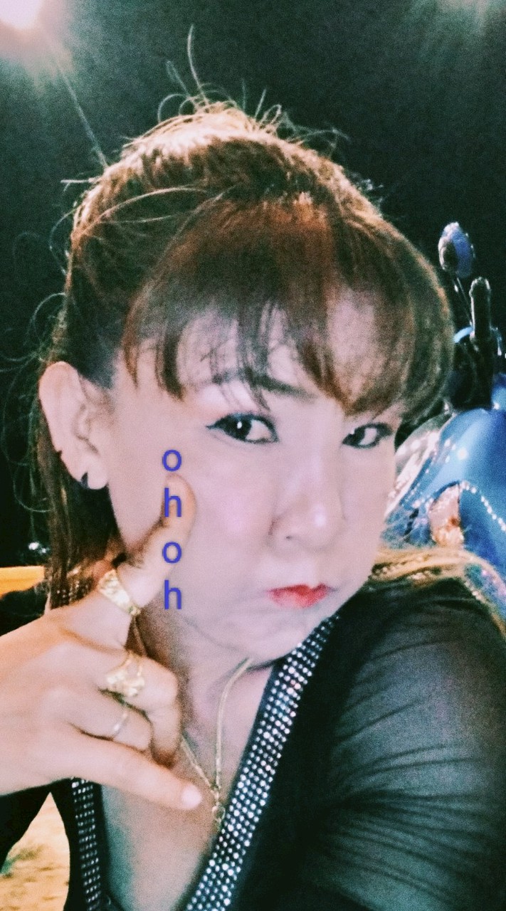 อารัยก้อได้ง่ายง่ายอยู่แล้ว,, "ohoh"