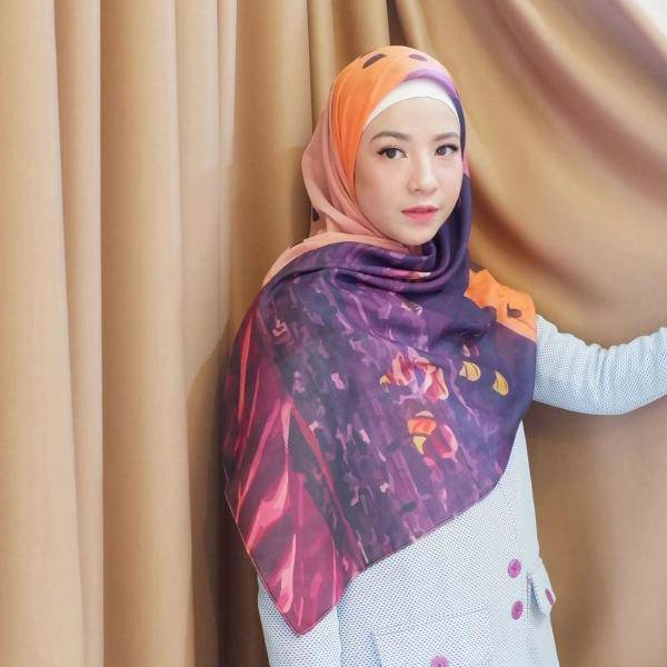 Tiru Gaya Kerudung 5 Selebriti Ini Untuk Lebaran Termasuk Ala Tasya Kamila Womantalk Com Line Today