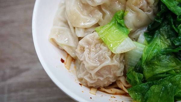 【台北美食】強記雞肉飯-隱身在市場裡的高評價美食小吃店