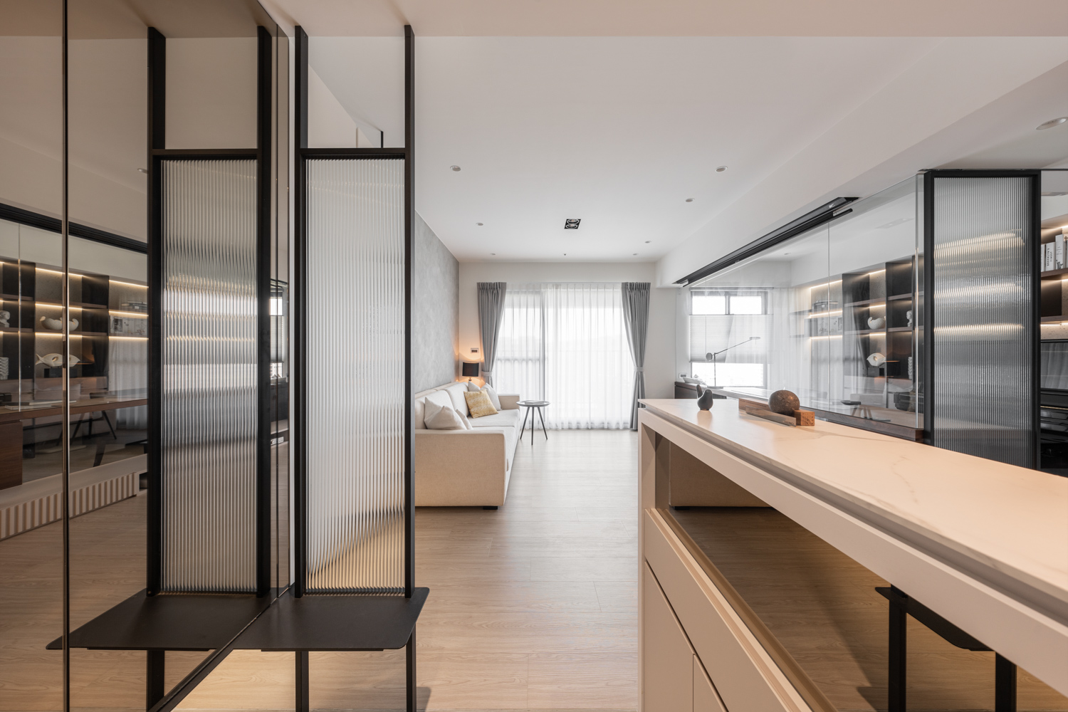 玄關空間；屏風；日式風；現代風；北歐風；穿堂煞