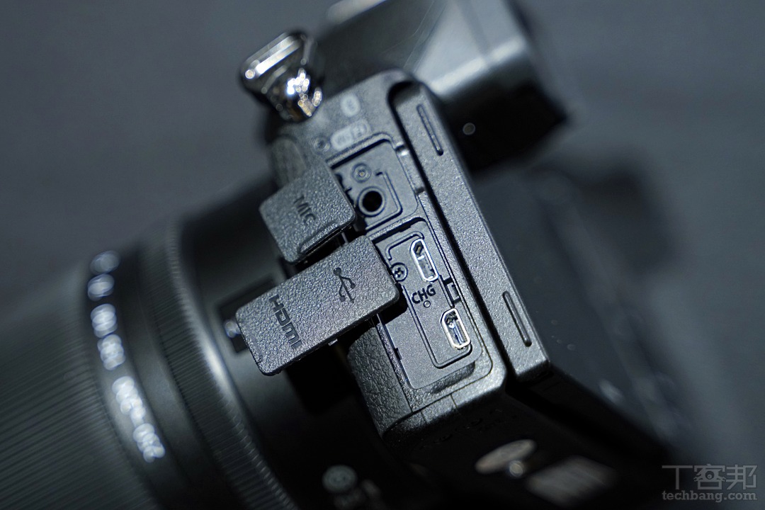 Nikon APS-C 無反微單 Z50 正式登場，單機身售價 26,800 元，要價近 27 萬天價鏡頭同步亮相