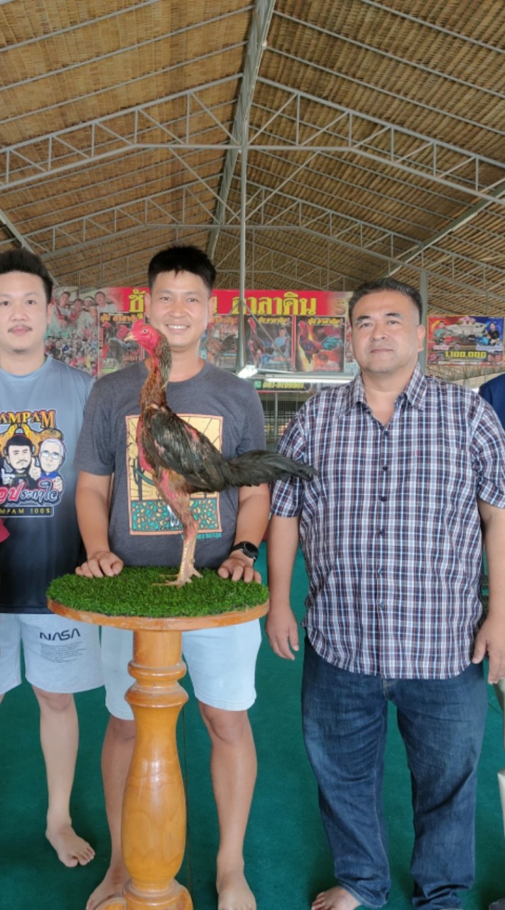 ซุ้ม เทพมังกรทอง