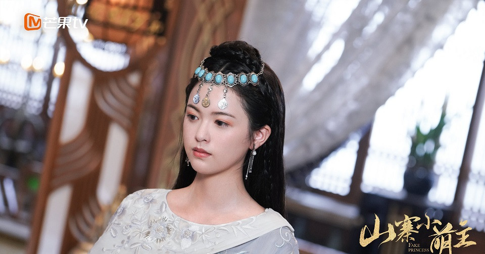 《以家人之名》演員古裝vs時裝：宋芳園(小橙子)《山寨小萌主》