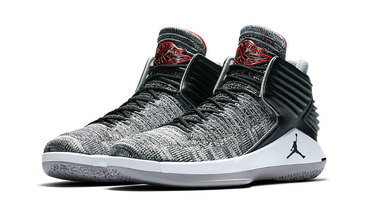 致敬 Michael Jordan 首個 MVP 賽季 / Air Jordan XXXII ‘Black Cement’ 登場