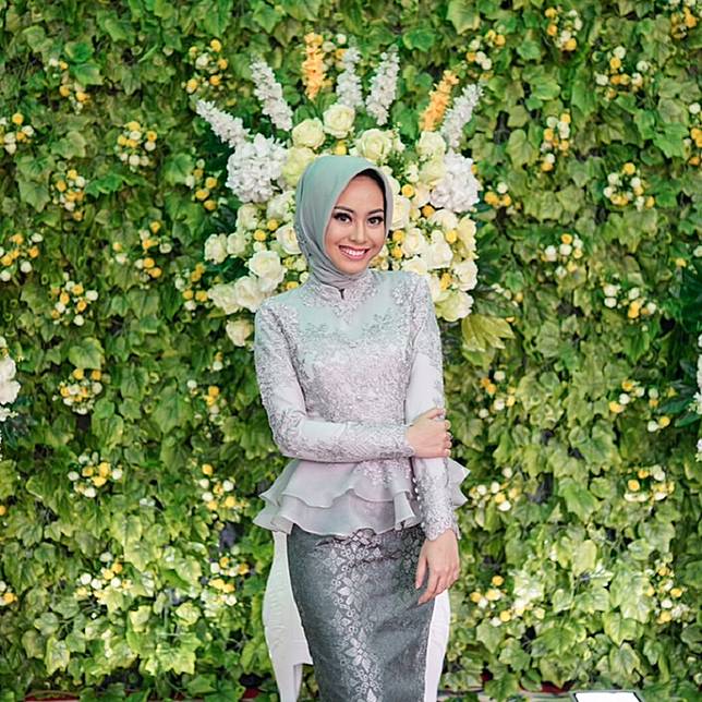 35 Ide Perpaduan  Warna  Gold Dan Silver  Mamaisa Hotmess