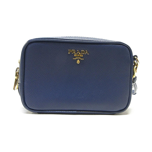 九成新 整體狀況良好 無破損 內裡很乾淨