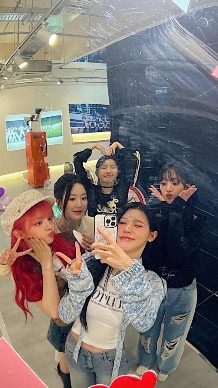 ✦ 𝑩𝑳𝑨𝑪𝑲𝑷𝑰𝑵𝑲 𝒙 𝑰-𝑫𝑳𝑬 應援總部 ✦🖤🩷💜