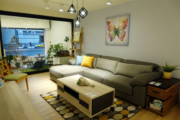 台北布沙發、台北獨立筒床墊-寄居蟹家具館，客製化布沙發訂做，沙發內材保固5年、表布保固一年，工廠直營價且教導風格佈置的台北家具館