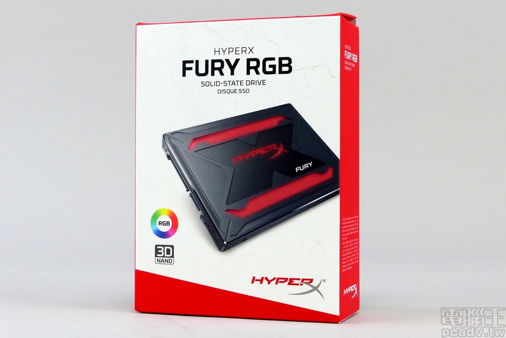 HyperX FURY RGB SSD 盒裝體積約等同於 3.5 吋硬碟，可見 Kingston 對於這款 SSD 的定位