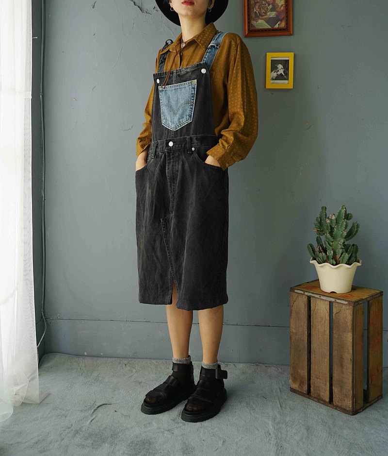 Restyle-古著改造-Levis 黑色水洗牛仔吊帶