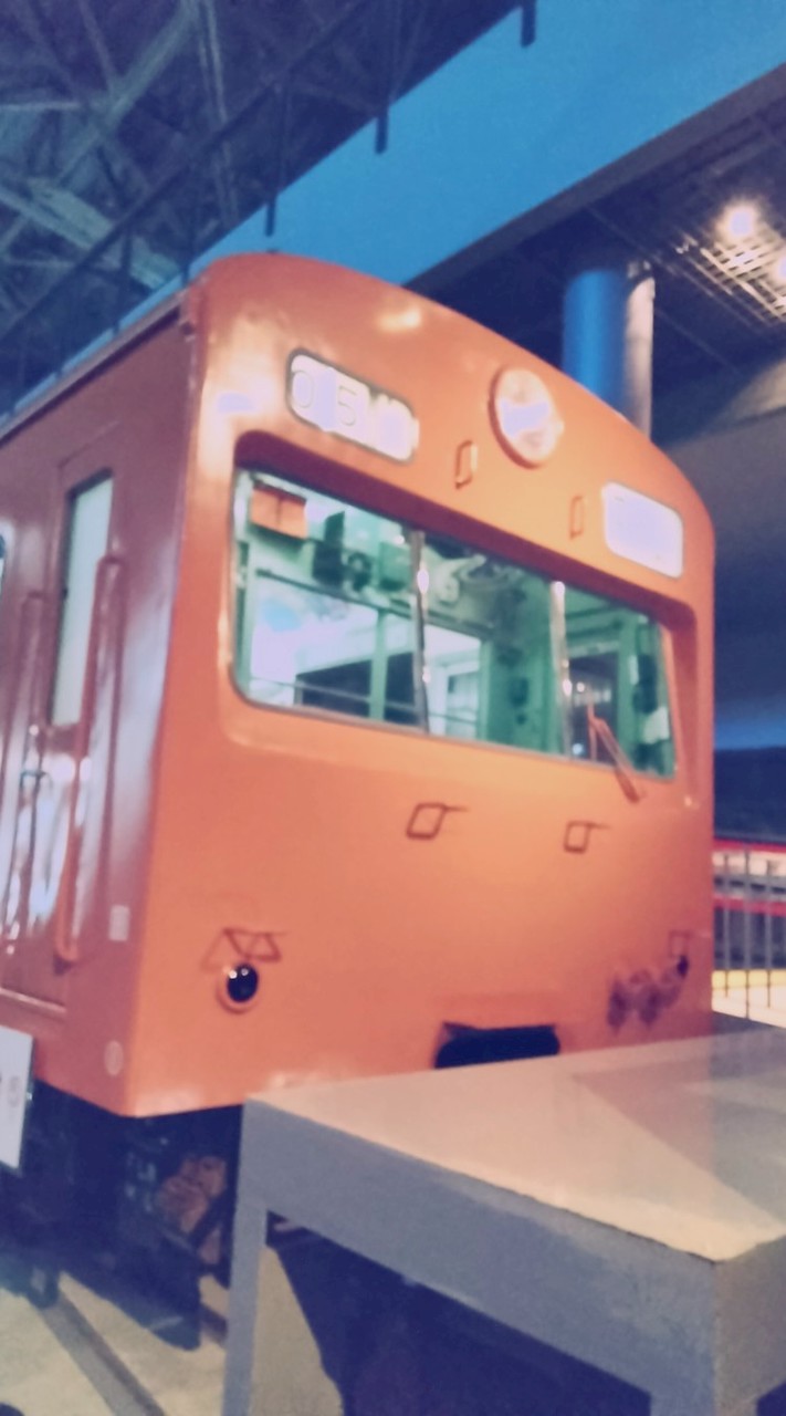 鉄道ファンが集まる部屋