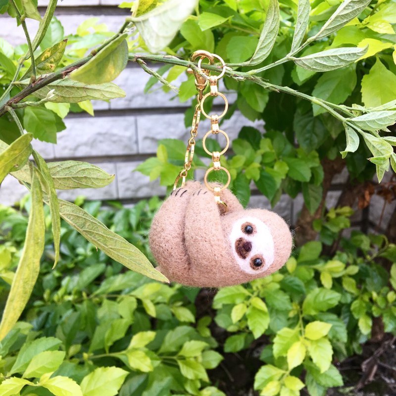 材質：美麗諾羊毛＋金屬 尺寸：5*4 鍊長12cm