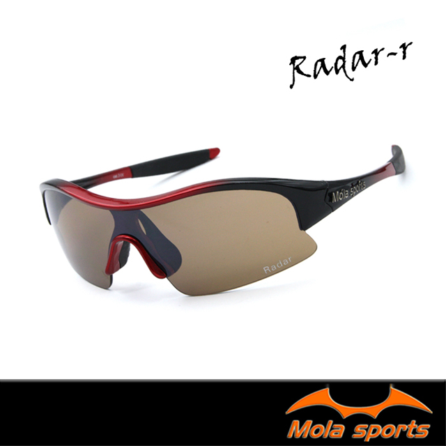 適用臉型 小至中 男女都可戴MOLA摩拉耐撞擊PC太陽鏡片100%抗UV400.抗眩光. 防刮 耐磨 防潑水吸汗止滑鼻墊及腳墊,經陽光長期照射也不易風化！重量超輕 只有26g經濟部商檢局產品認證D63
