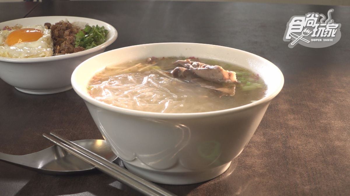 南部粽PK北部粽！全台６家外帶老字號：飄香百年、純素花生粽、必買伴手禮