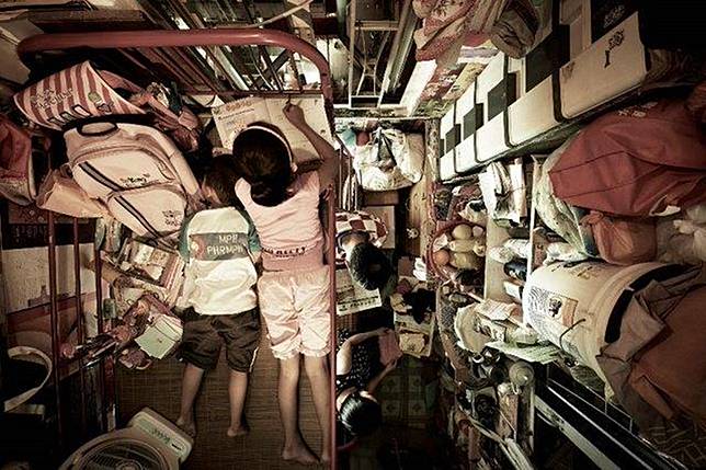 15 Gambar yang Bakal Bikin Pengidap Claustrophobia Merinding!