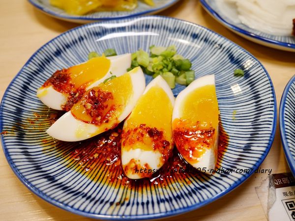 【汐止美食】鄉下人-豬血湯肉燥麵 #古早味 #豬血湯 #燙青菜 #香辣麵 路邊攤價格，冷氣開放文青風店面 (23).JPG