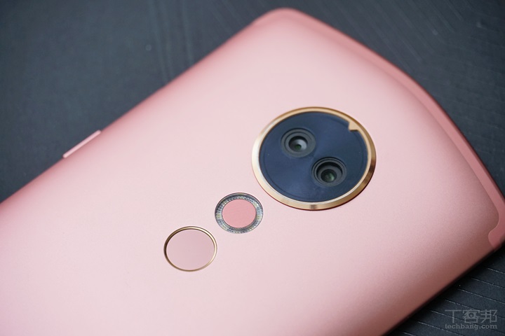 美圖 T9 簡單動手玩，不只美顏還能全身美型