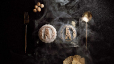 超奢華中秋月餅！黑松露、鮑魚、燕窩入餡 送禮好氣派