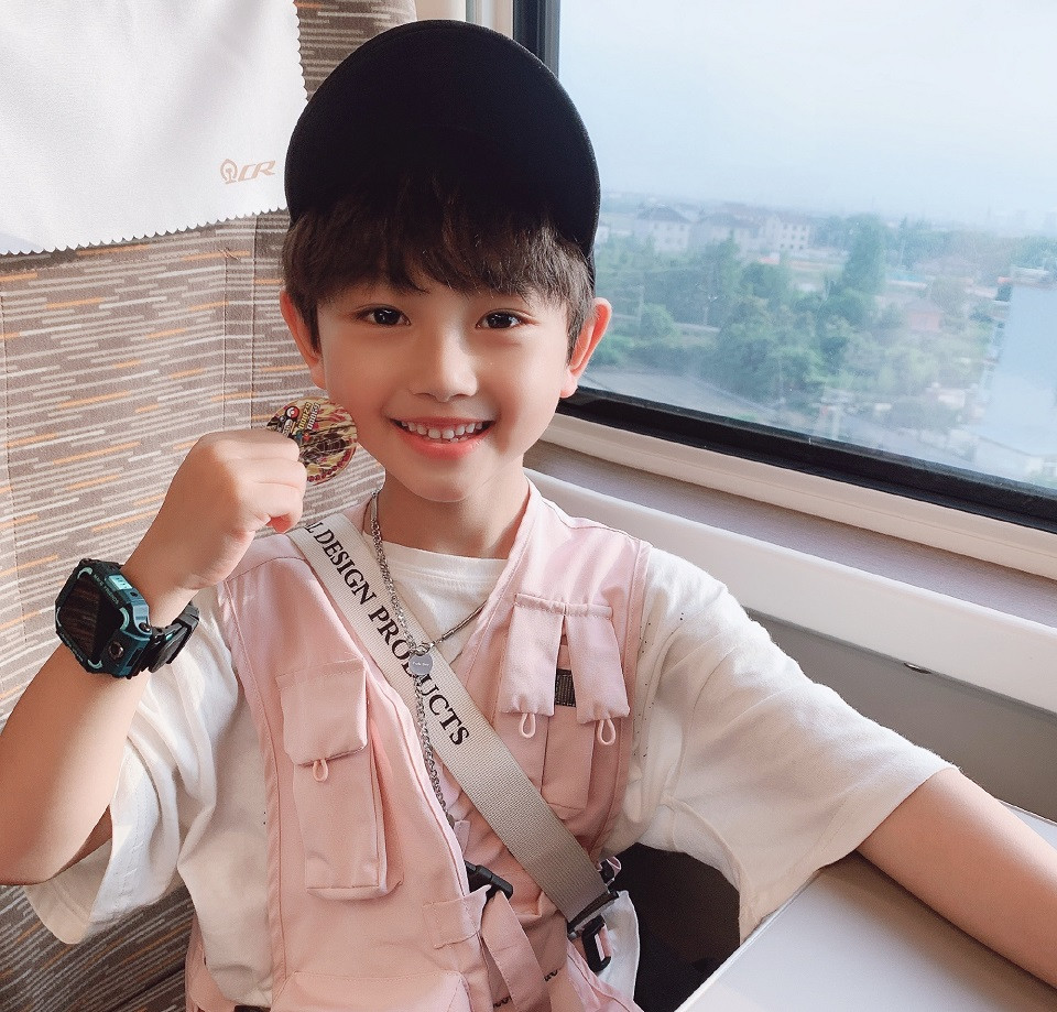 陸劇令人刮目相看「童星演員」9：寇耘豪 飾演《三生三世枕上書》白滾滾