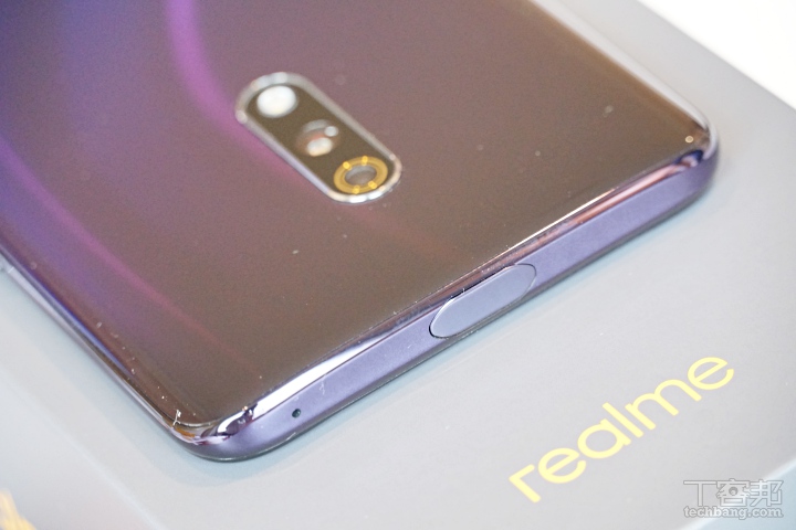 realme X 開箱，伸縮式前鏡頭、看齊 OPPO 的美顏拍攝效果