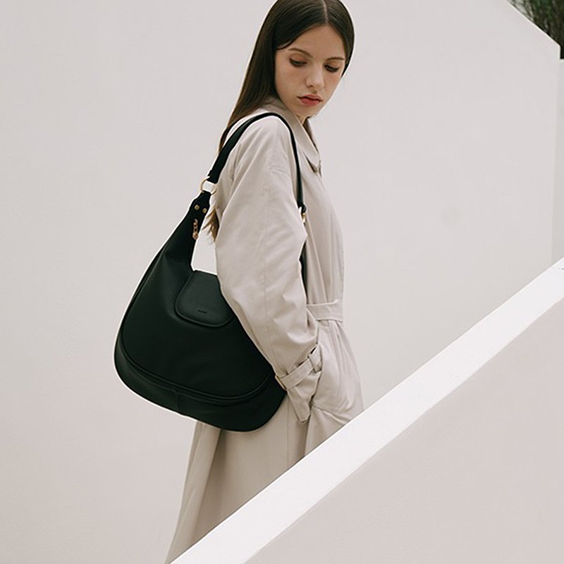 Donkie 韓國制半月型包包 D1053