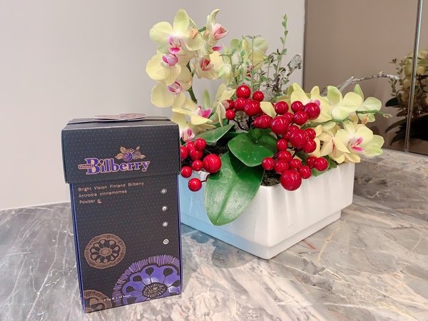 「保健品」每日視力最佳護盾首選，獲取幸福國度禮讚-「明視芬蘭野生藍莓粉Plus金盞花、 芝麻素」開箱分享