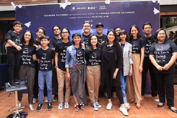 Produser Hollywood, Michael Y. Chow begitu tertarik untuk terlibat dalam film NKCTHI karya Angga Sasongko yang diadopsi dari novel best-seller karya Marchella FP. Foto/Istimewa.