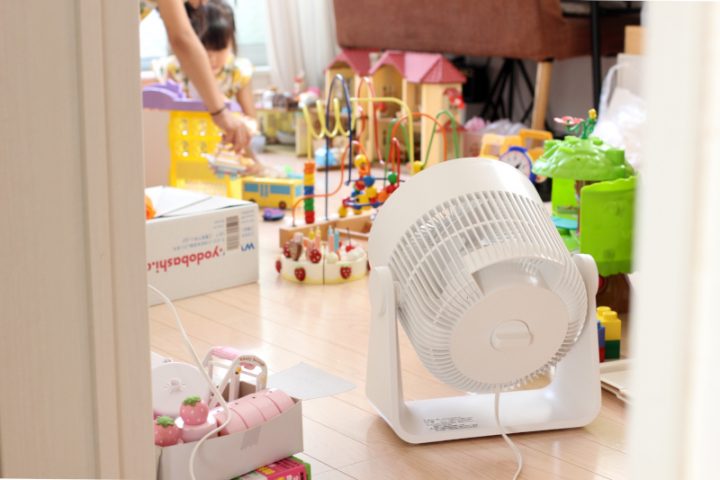 MUJI無印良品空氣循環風扇：可輕鬆提著走