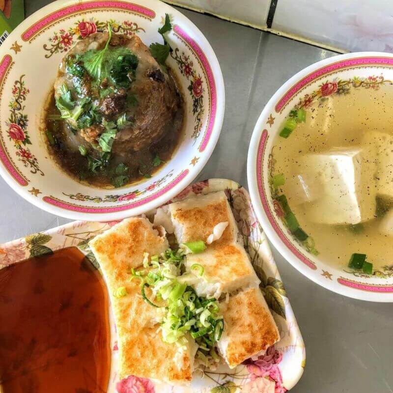 南投在地小吃｜江媽媽菜頭粿