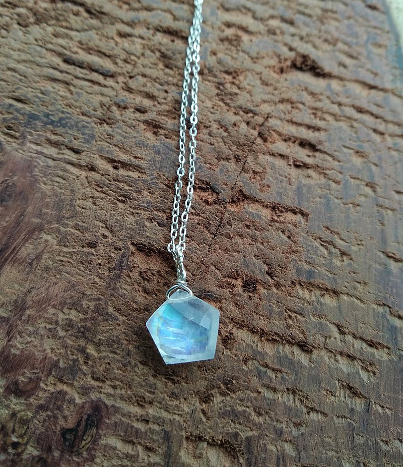 (A207) 超美五角型月亮石925純銀頸鍊