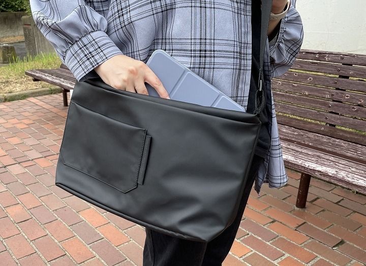 メンズバッグ ショルダーバッグ キャンバス メッセンジャー 布 合皮 レザー ショルダー 肩掛け 斜め掛け カジュアル 通学 通勤 学生 レトロ  シック A4 PC タブレット 黒 - 【Giftya(ギフト＆韓国北欧雑貨)】- プレゼント＆ギフトのギフトモール ノートパソコン バックパック 13.7 インチ キャンバス ラップトップ メッセンジャー バッグ メンズ サッチェル ショルダー バ