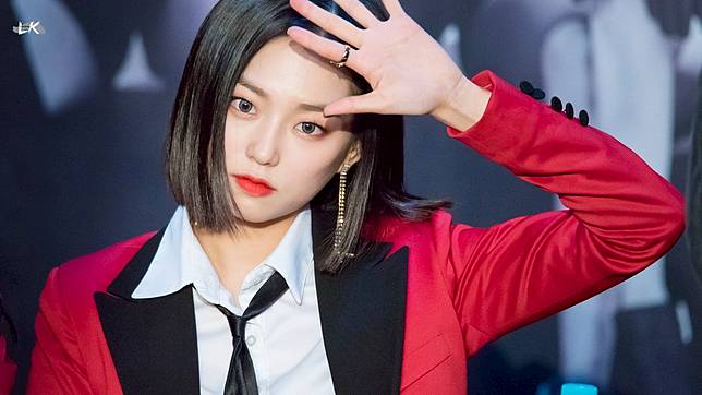 Ini Dia 4 Idol Kpop Berambut Pendek Yang Karismatik Banget Facetofeet Com Line Today