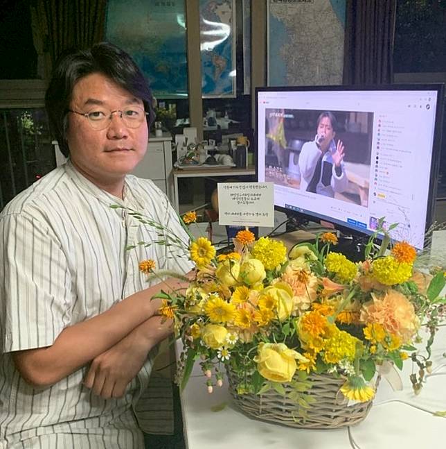 羅pd終於自己當主角 Tvn新綜藝 出差十五夜 在12日首播 哪裡需要遊戲 羅pd就會跑過去 韓星網 Line Today