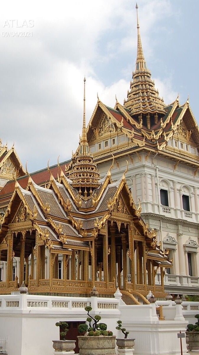 。 ⌒✧*:พระนครศรีสุริยาทรินทร |  โรลไทยโบราณ