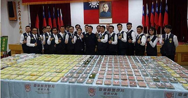 【毒王解密1】武裝船配直昇機　台灣毒王橫行公海