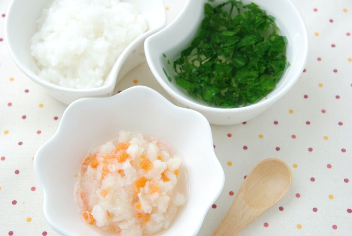 離乳食時期にひじきはいつから与えられる 離乳食中期 後期で食べられるレシピご紹介 ママリ Mamari