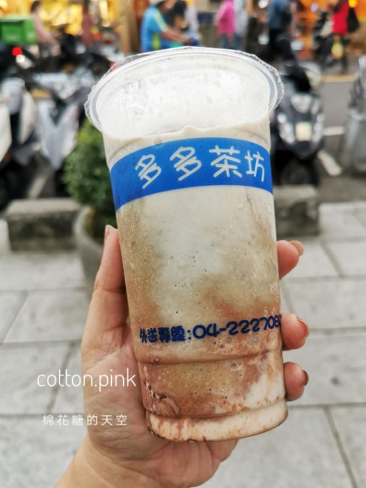 台中人喝過都說讚！10家「最強手搖飲」：1000cc整桶水果茶、開門就排爆