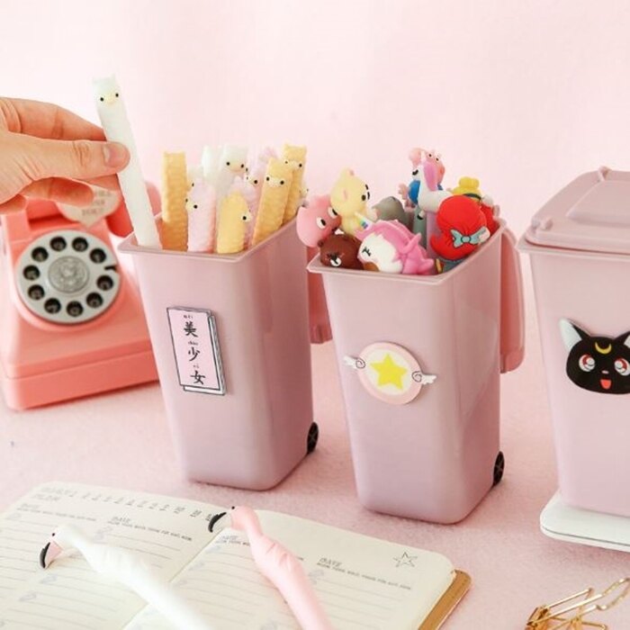 [Hare.D] 垃圾桶造型筆筒 少女心可愛粉色桌面收納盒 鉛筆 原子筆 造型筆 化妝刷 筷子收納