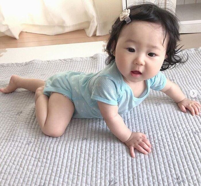 丈夫で激カワ ユニクロロンパースはおしゃれママに大人気