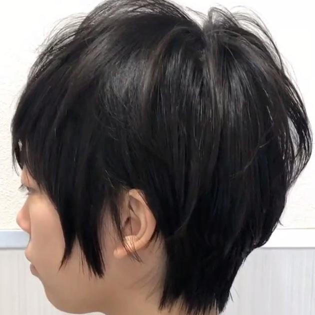 ショートヘアをストレートアイロンでアレンジ 簡単ヘアテ特集