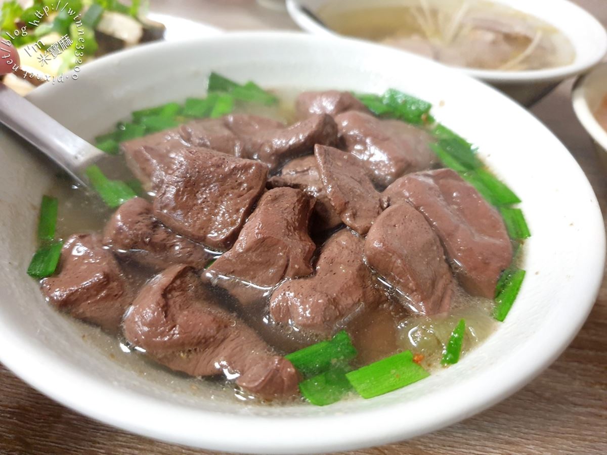 50元吃板橋！在地激推６銅板小吃：炸餡芋泥三明治、25元珍奶、黃金高麗菜餅