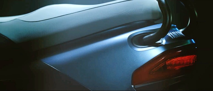 YAMAHA 與 Gogoro 合作電動車即將上市？EC-05 前導預告與車身照流出