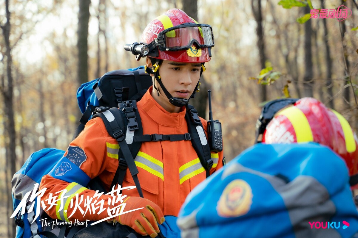 陸劇6位男星演消防員！《他從火光中走來》黃景瑜MAN，羅雲熙&amp;龔俊帥炸，楊洋卻被嫌油